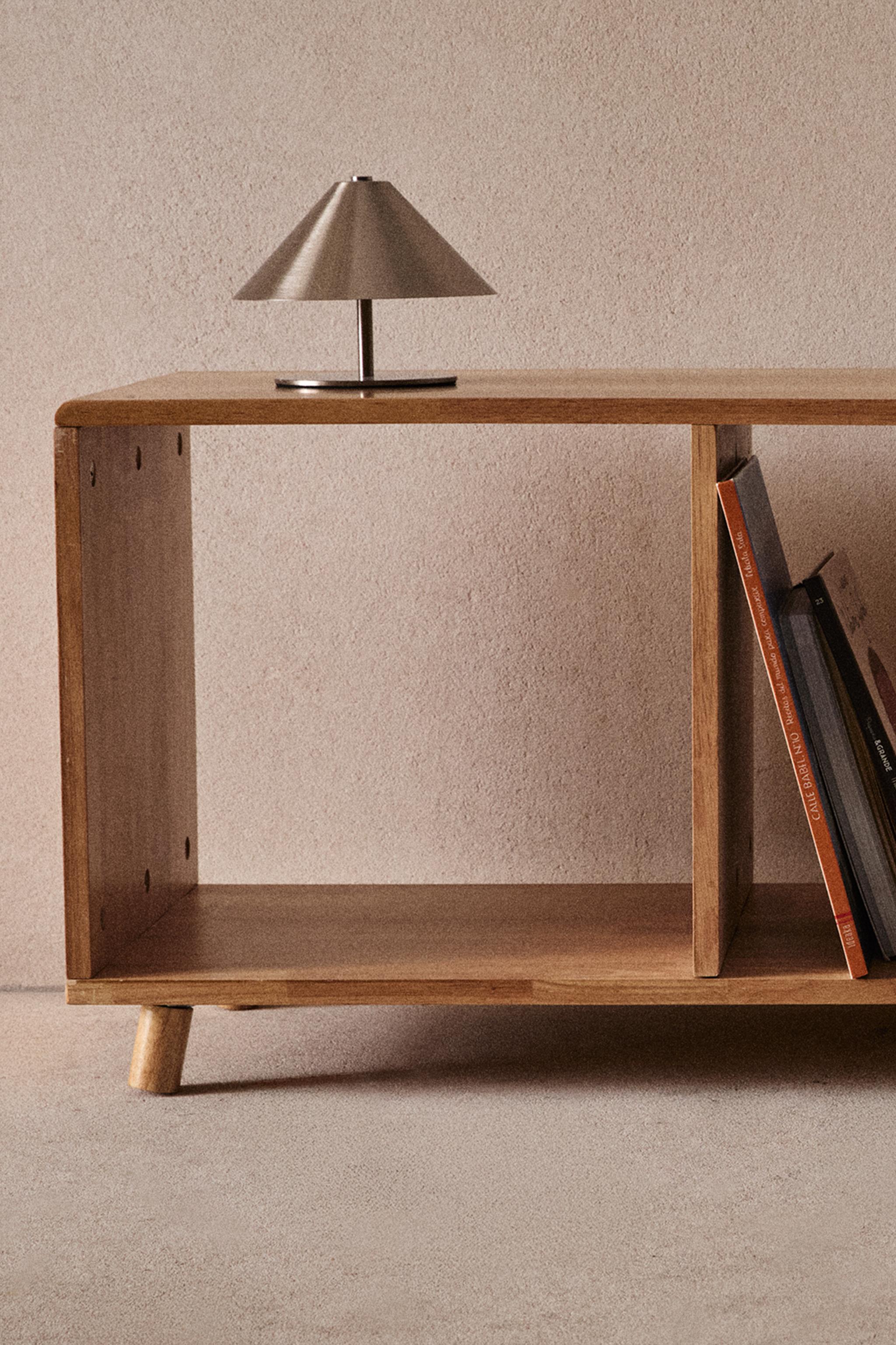WOOD STORAGE SIDEBOARD